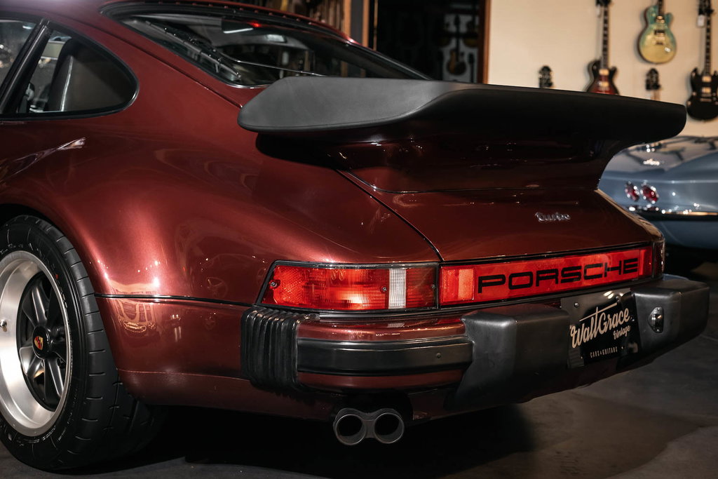 Porsche 911 Turbo 3.3