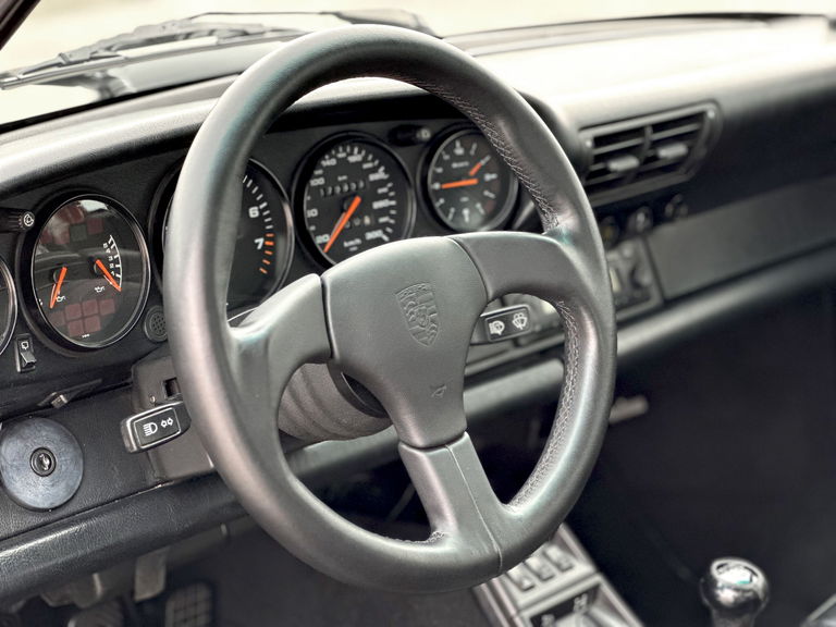 Porsche 964 Carrera 4