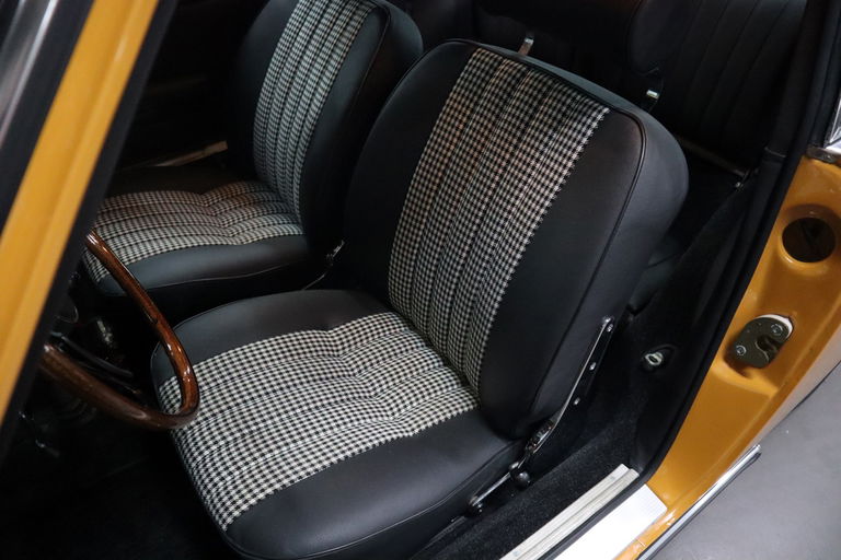 Porsche 911 S (F-Modell)