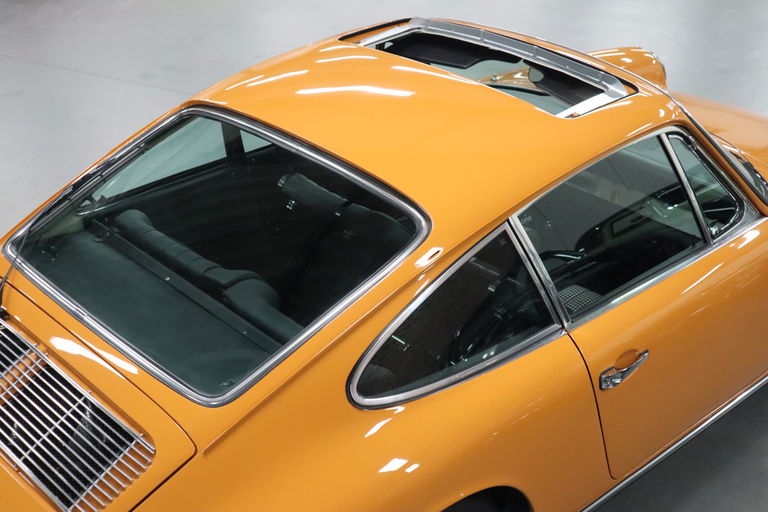 Porsche 911 S (F-Modell)