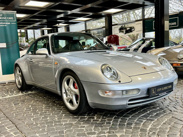 Porsche 993 Carrera 4