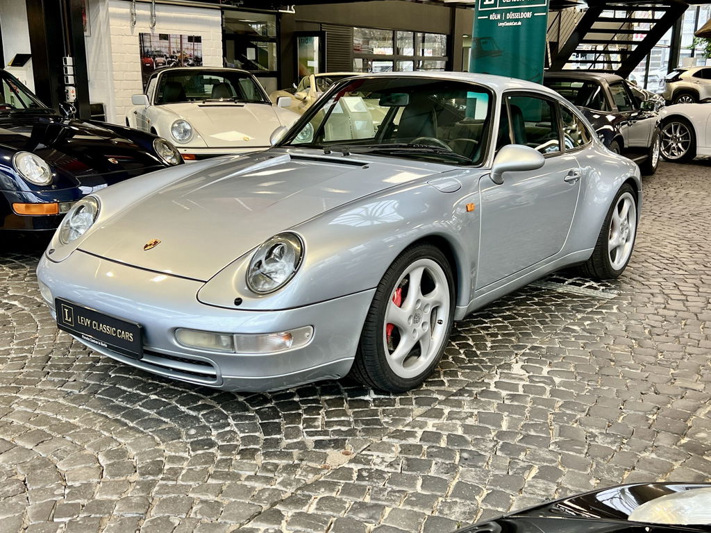 Porsche 993 Carrera 4