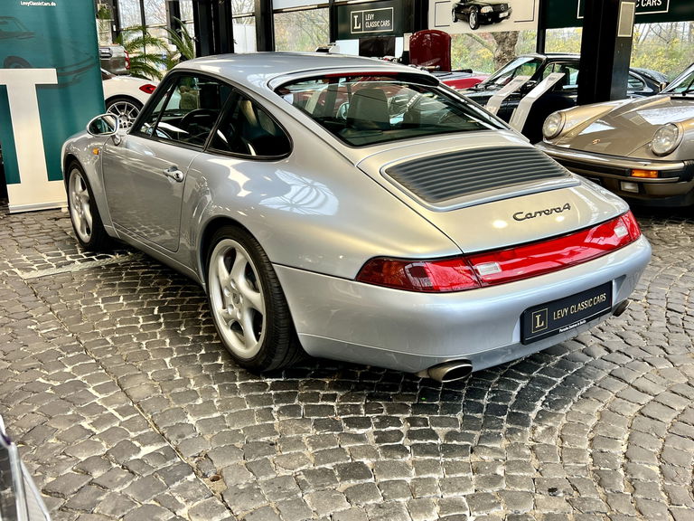 Porsche 993 Carrera 4