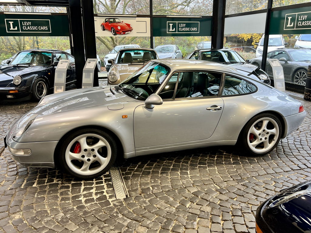 Porsche 993 Carrera 4