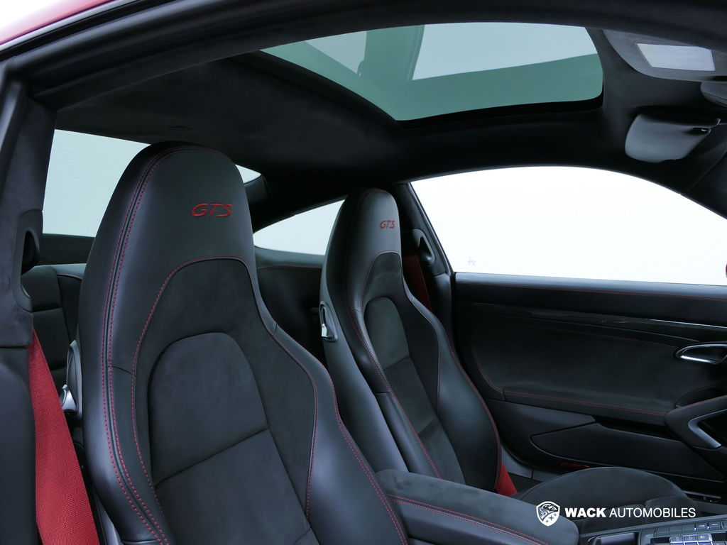 Porsche 991.2 Carrera GTS