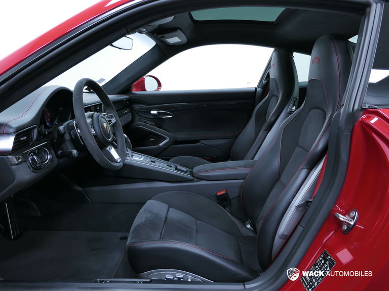 Porsche 991.2 Carrera GTS