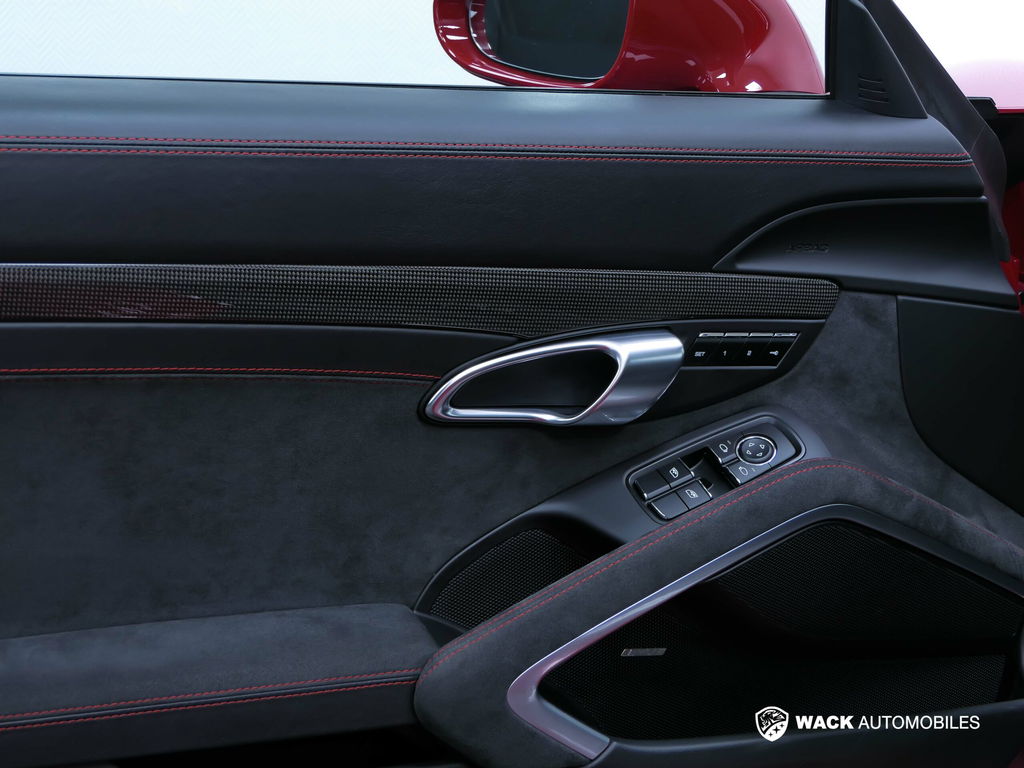 Porsche 991.2 Carrera GTS