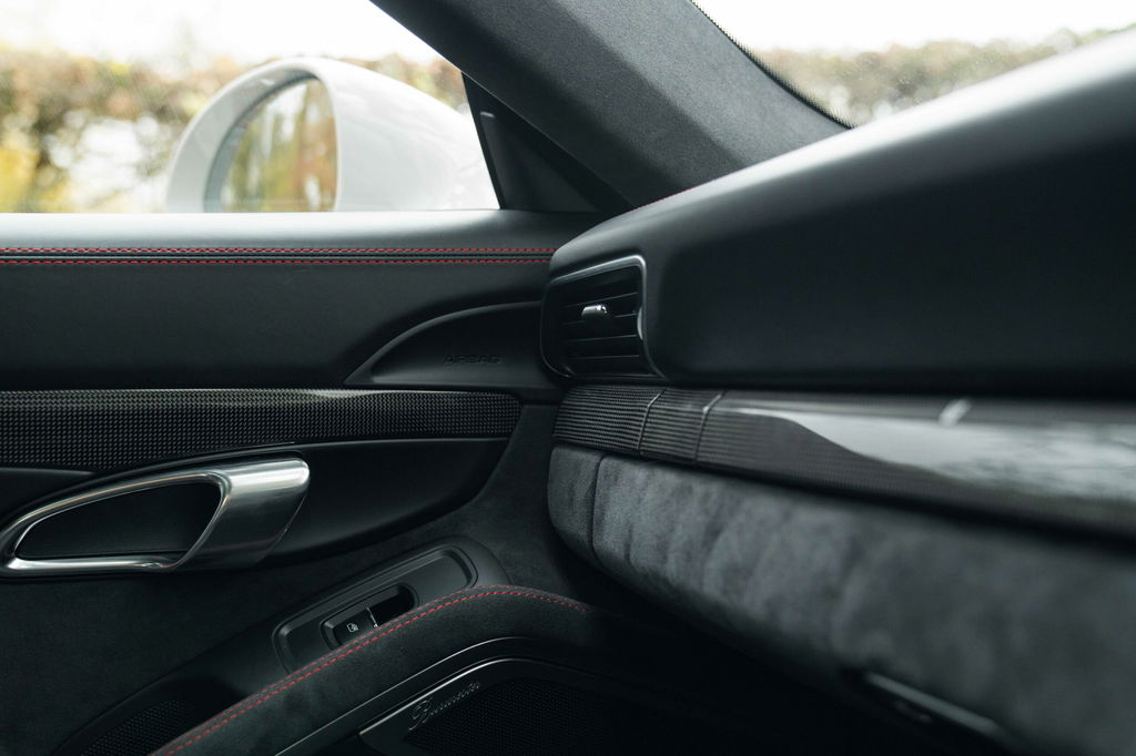 Porsche 991.2 Carrera GTS