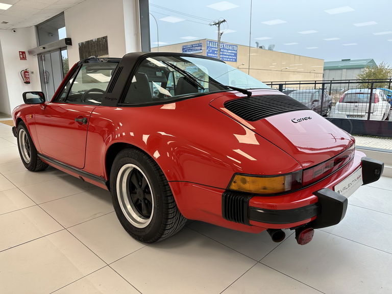 Porsche 911 Carrera 3.2