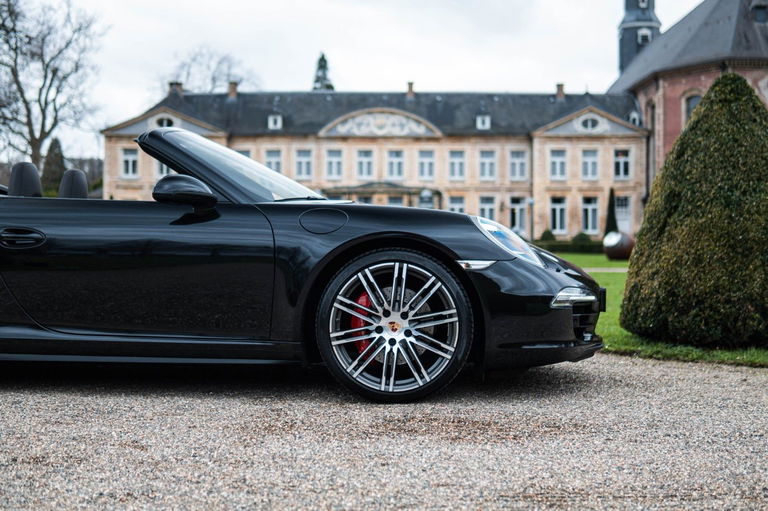 Porsche 991 Carrera 4S