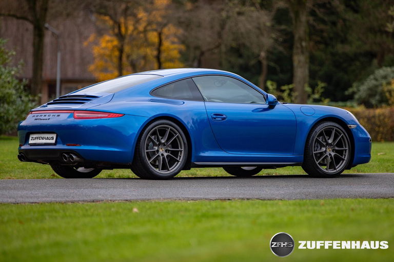 Porsche 991 Carrera 4