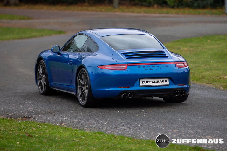 Porsche 991 Carrera 4