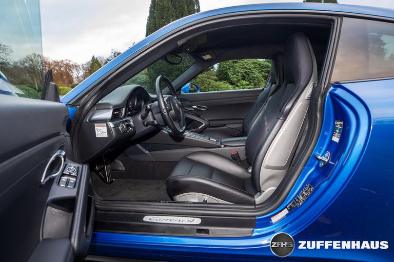 Porsche 991 Carrera 4