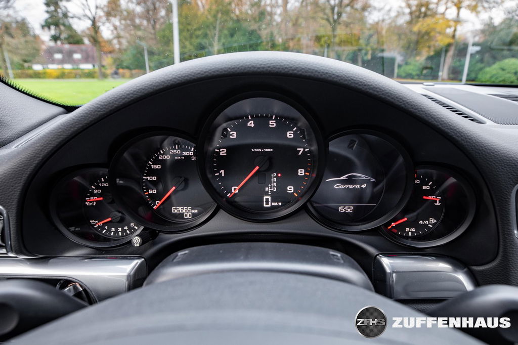 Porsche 991 Carrera 4