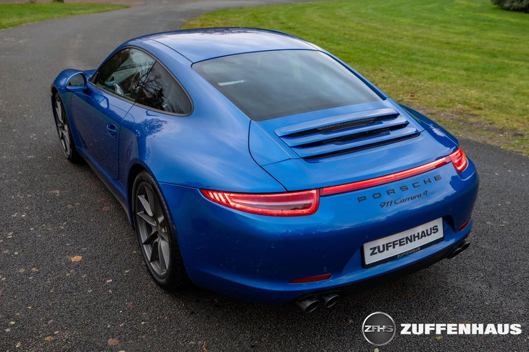Porsche 991 Carrera 4