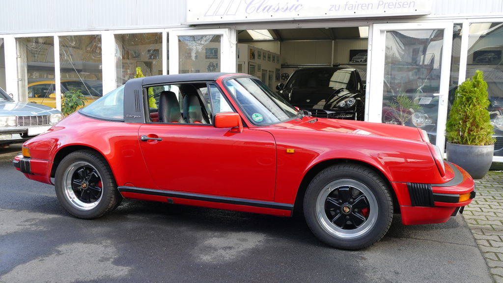 Porsche 911 Carrera 3.2