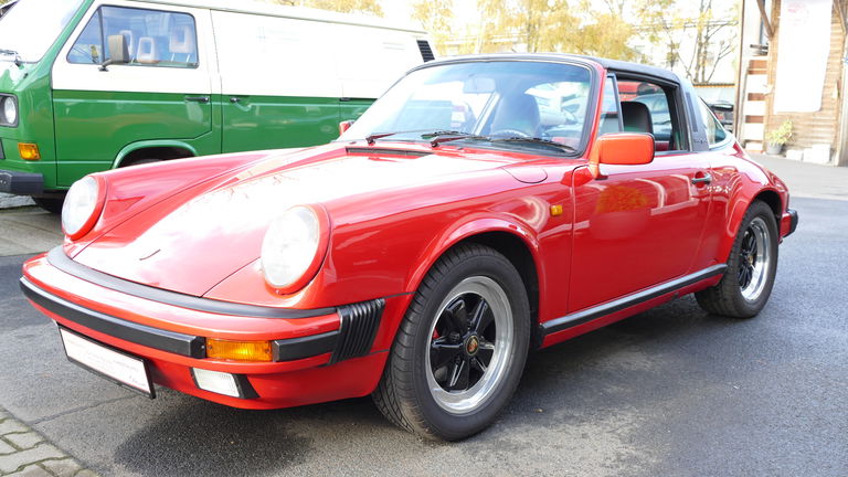 Porsche 911 Carrera 3.2