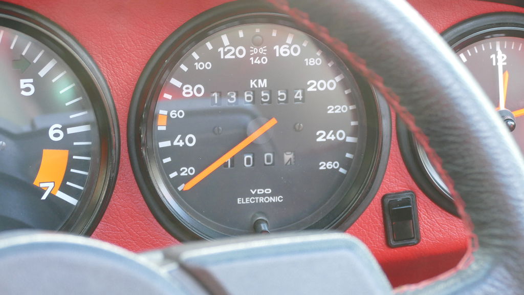 Porsche 911 Carrera 3.2