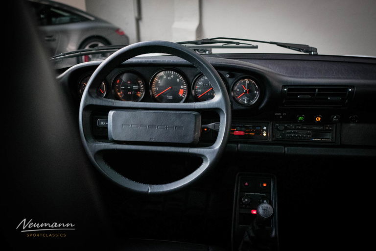 Porsche 911 Carrera 3.2