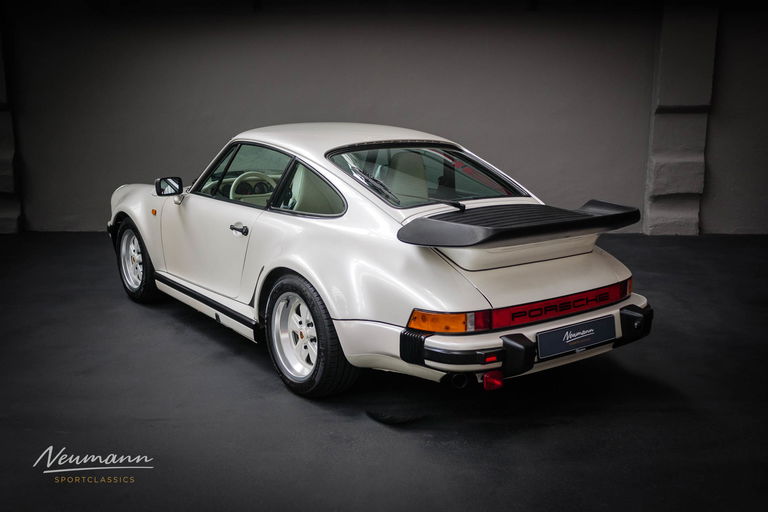 Porsche 911 Carrera 3.2 WTL