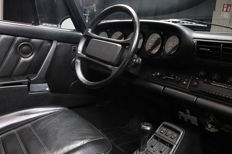 Porsche 964 Carrera 4