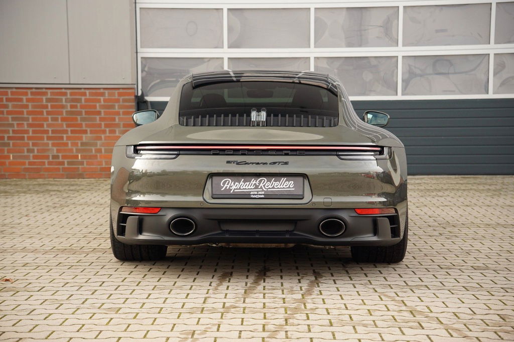 Porsche 992 Carrera GTS