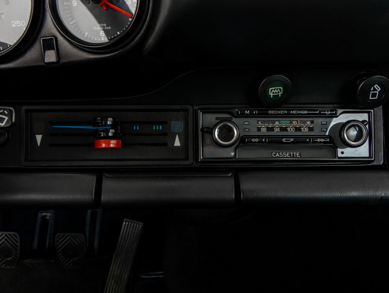 Porsche 911 Carrera 2,7