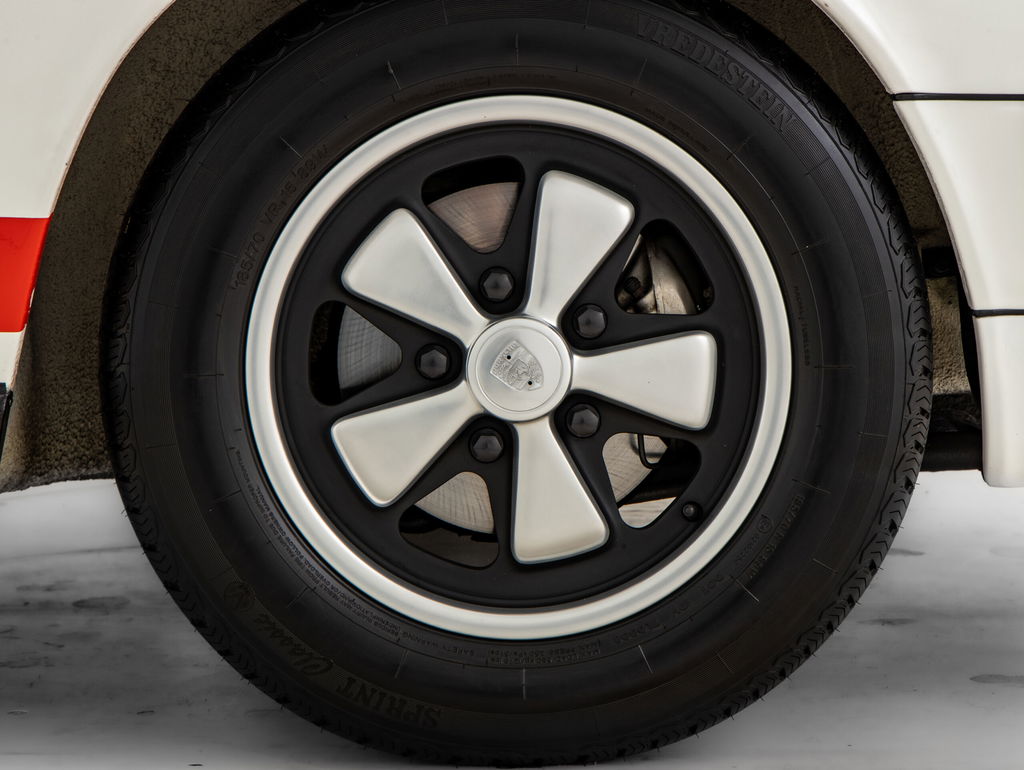 Porsche 911 Carrera 2,7