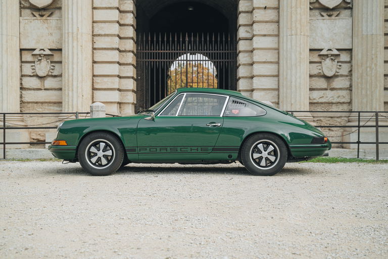 Porsche 911 E