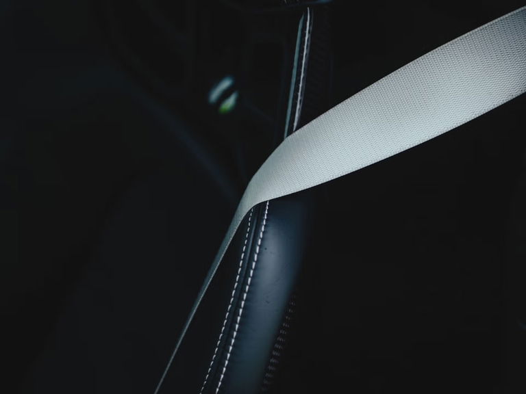 Porsche 992 Carrera 4 GTS