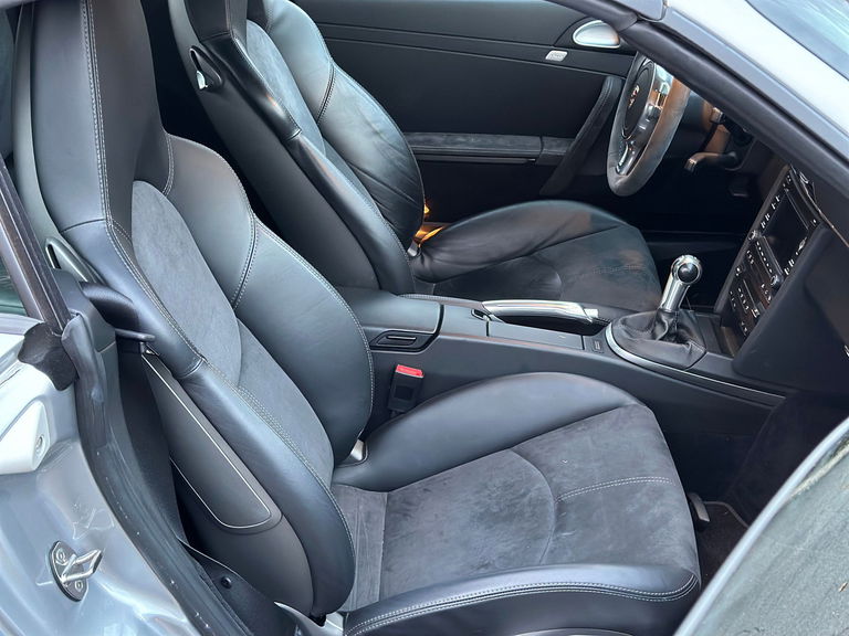 Porsche 997.2 Carrera GTS