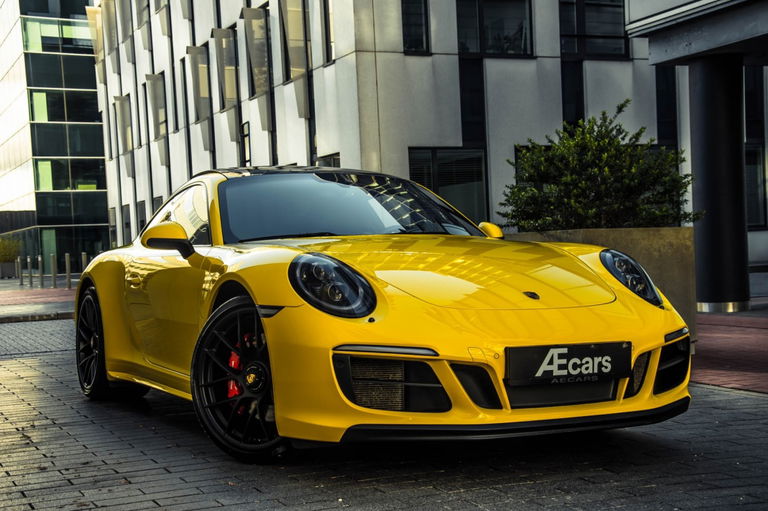 Porsche 991.2 Carrera 4 GTS