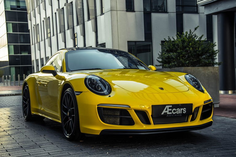 Porsche 991.2 Carrera 4 GTS