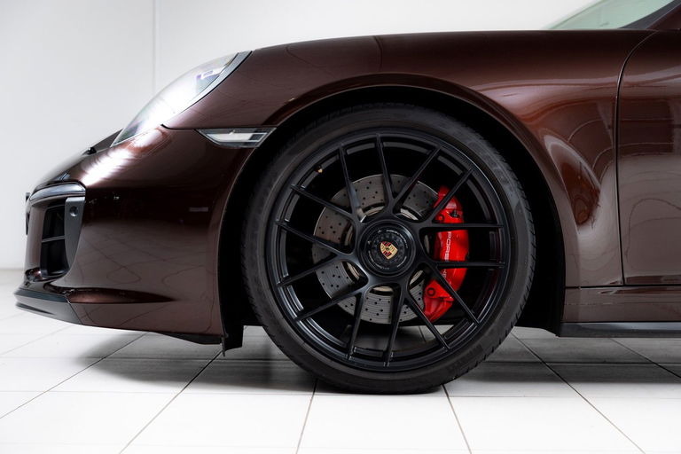 Porsche 991.2 Carrera GTS