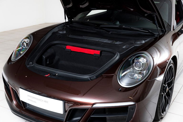 Porsche 991.2 Carrera GTS