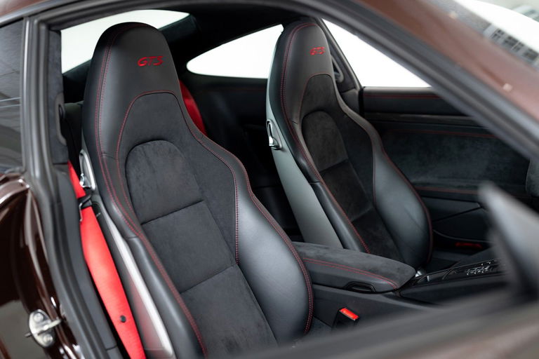 Porsche 991.2 Carrera GTS