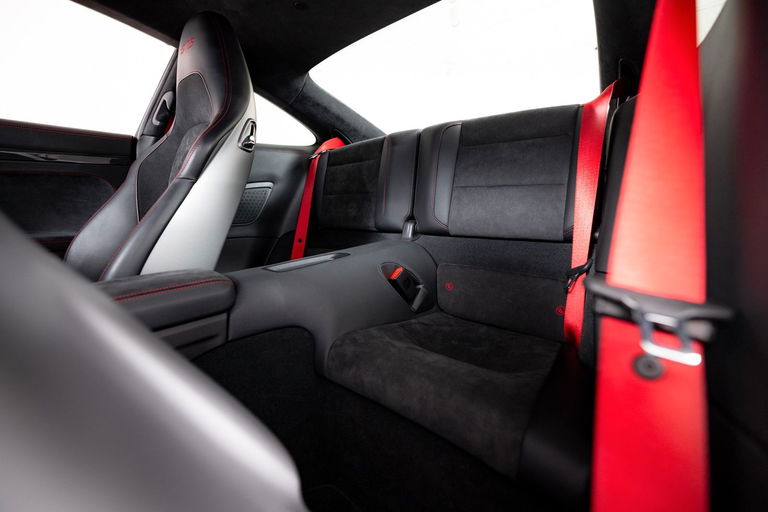 Porsche 991.2 Carrera GTS