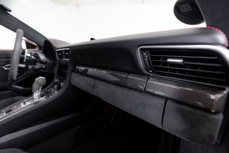 Porsche 991.2 Carrera GTS