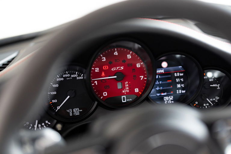 Porsche 991.2 Carrera GTS