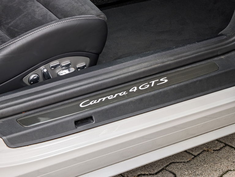 Porsche 991.2 Carrera 4 GTS