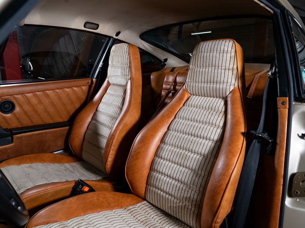 Porsche 911 Carrera 3,0