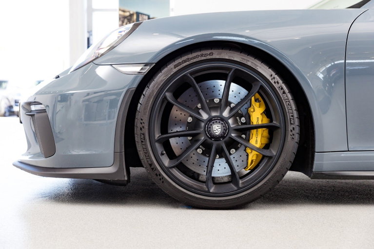 Porsche 991 GT3 Touring