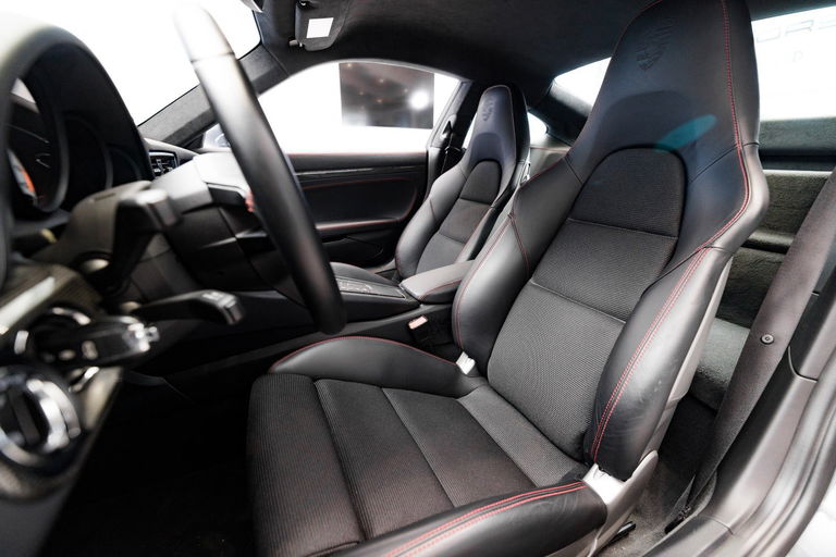 Porsche 991 GT3 Touring