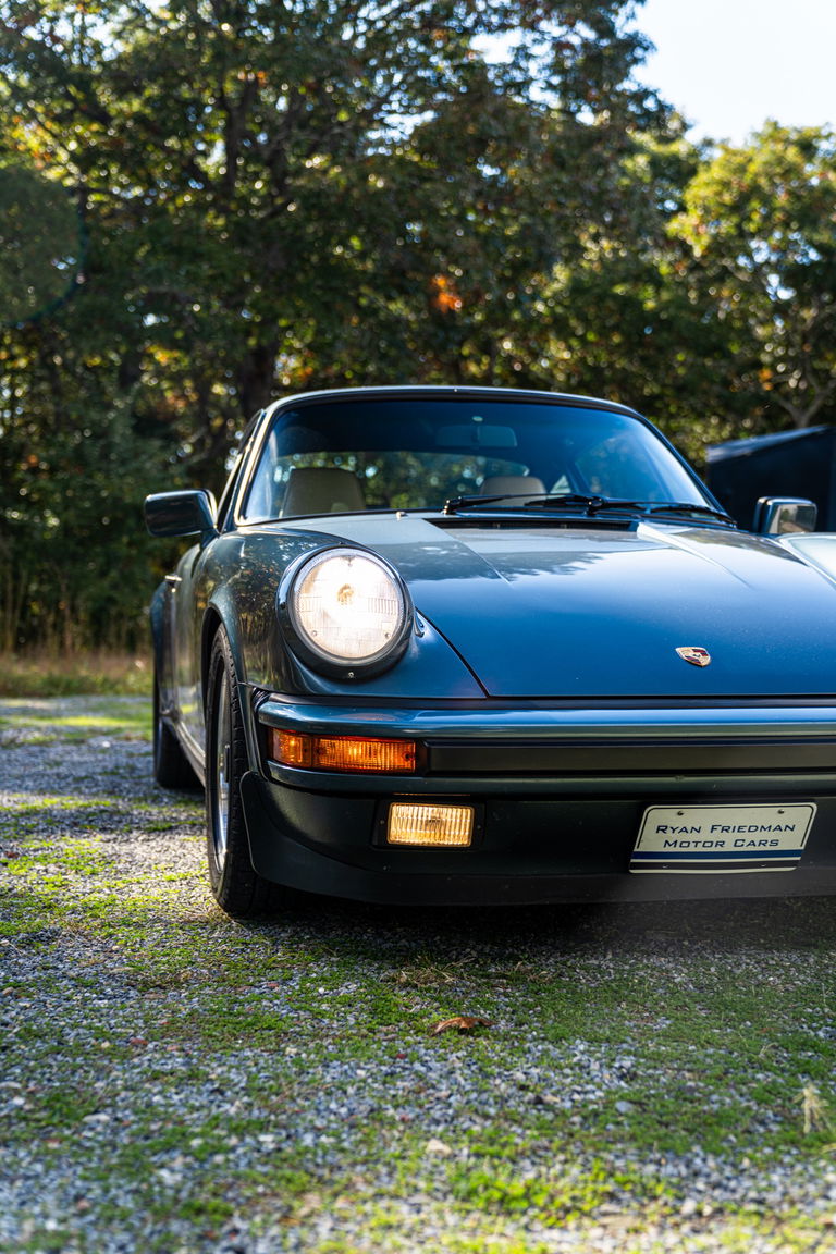 Porsche 911 Carrera 3.2 (US)