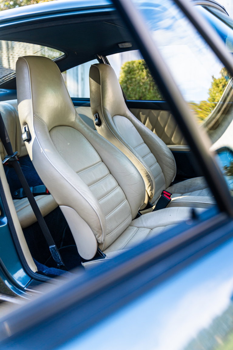 Porsche 911 Carrera 3.2 (US)