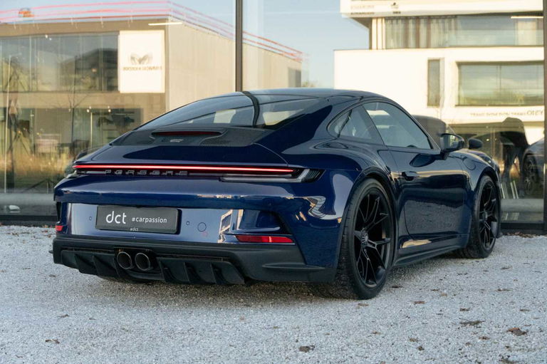 Porsche 992 GT3 Touring