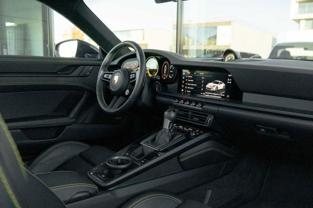 Porsche 992 GT3 Touring