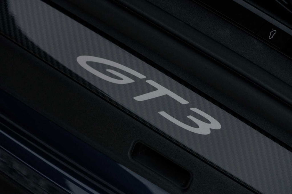 Porsche 992 GT3 Touring