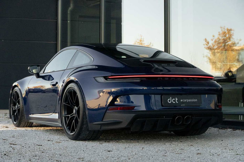 Porsche 992 GT3 Touring