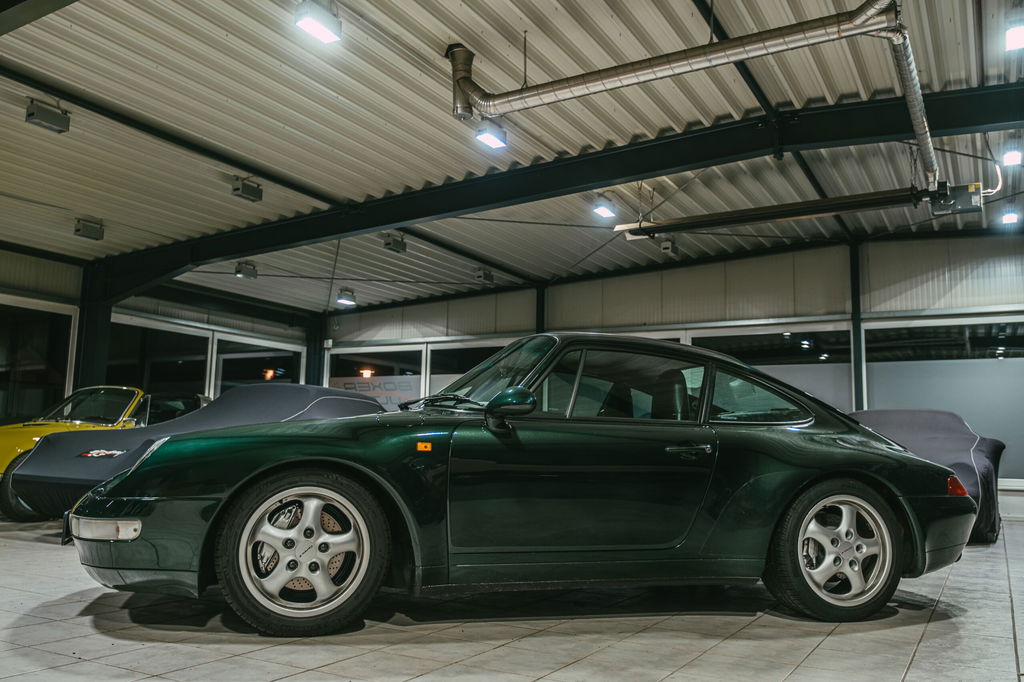 Porsche 993 Carrera 4